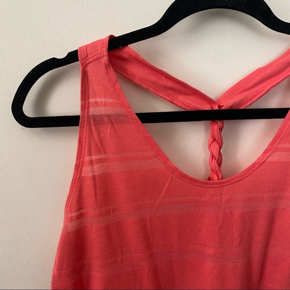 Under Armour Peachy Coral Pink Workout Tank - Picture 2 of 3